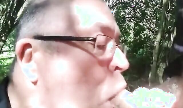 Bears' Outdoor Blowjob Party