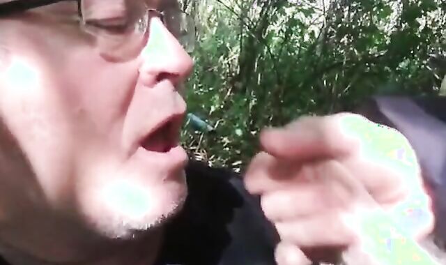 Bears' Outdoor Blowjob Party