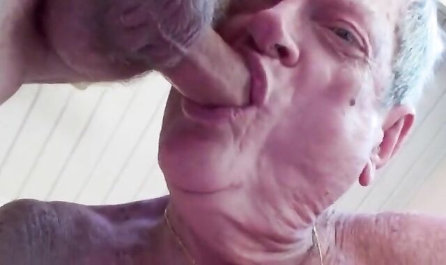 Dentured Gay Blowjob - Sucking and Enjoying It