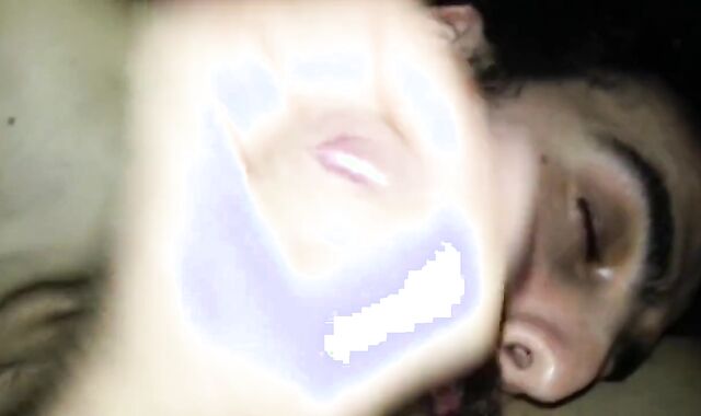 Chupando as bolas e o pau do hetero amigo - amador, blowjob, latin 2