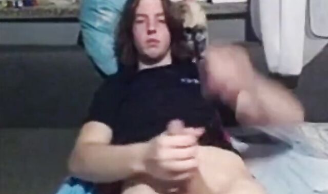 Hunk Surfer's Solo Webcam Show