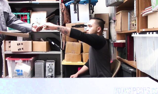 Youthfull Perps:voyeur Undetected Dreams at the Checkout Counter