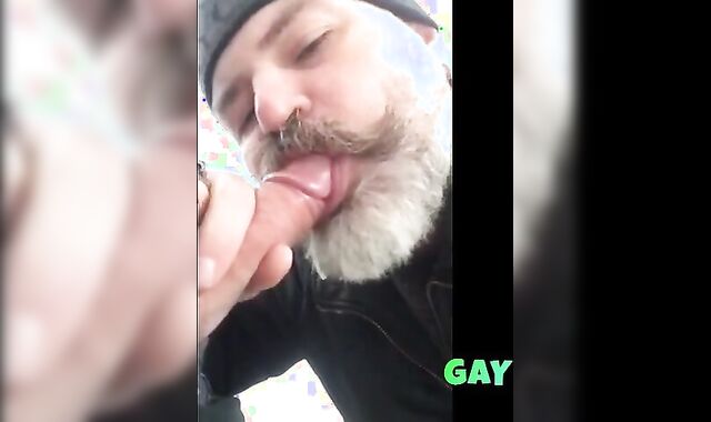 Amateur Hunk Blown by Russian Guy