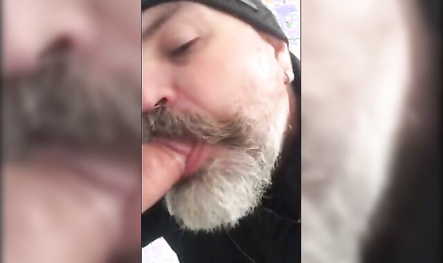 Amateur Hunk Blown by Russian Guy