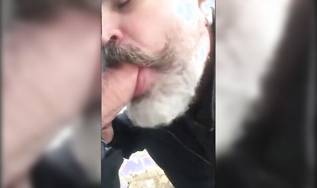 Amateur Hunk Blown by Russian Guy