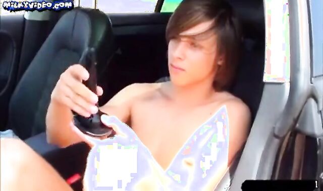 youngster And teenie In Truck Whit wand Milks And love jam explosion On Rail