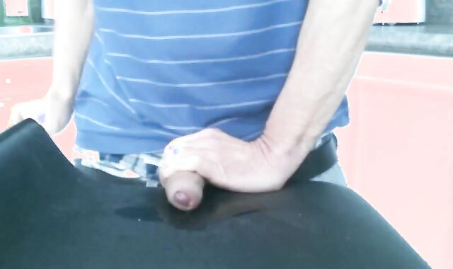 My monstrous Milky ten-Pounder fap off In The Kitchen Part I