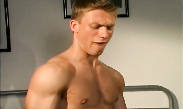 towheaded ON ash-blonde spycam-voyeur LADISVAK PEKAR voyeur&spycam FRIEND JONES