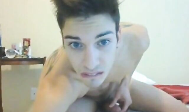 Webcam Twink Jacks Off