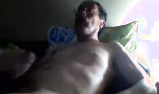 Daddies and Bears Masturbating