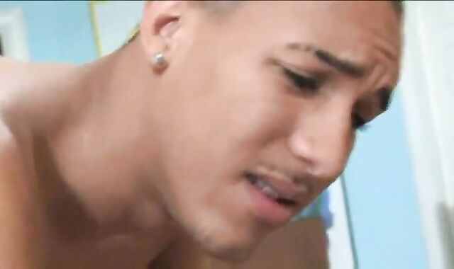 Bi-racial screwing absorbing