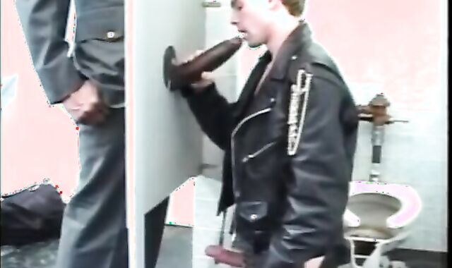 MILKY teenie devouring A meaty darksome AFRICAN MON spycam.spycam.voyeur.