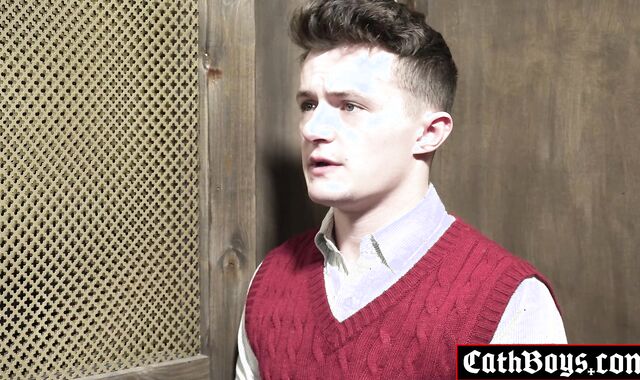 OMG! See what happens in confession booth!