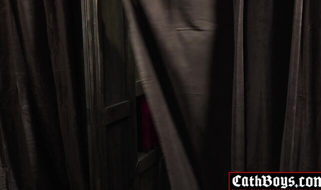 OMG! See what happens in confession booth!