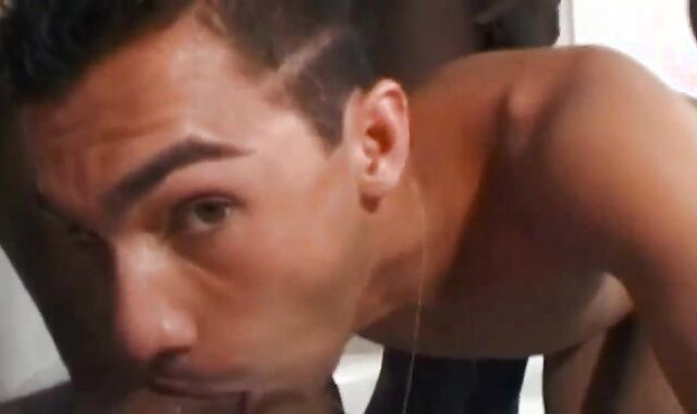 Coffee And Milk In The Bathtub With Trio Blacks And A Milky Deep throats ramrods