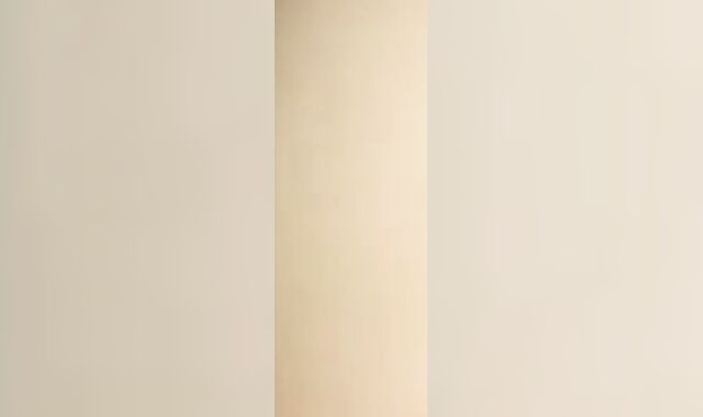 Bareback Amateur Video of a Lebanese Gay Couple in a Hotel