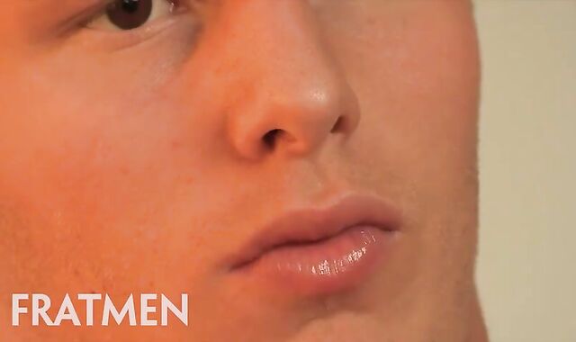 STRONG ONANISM FOR A ash-blonde OTTER