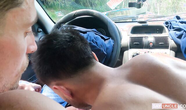 Manmeat Rails:voyeur Nasty Rail on Matt's Monstrous Rod