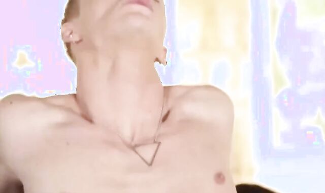 Blonde teenie receive His jam