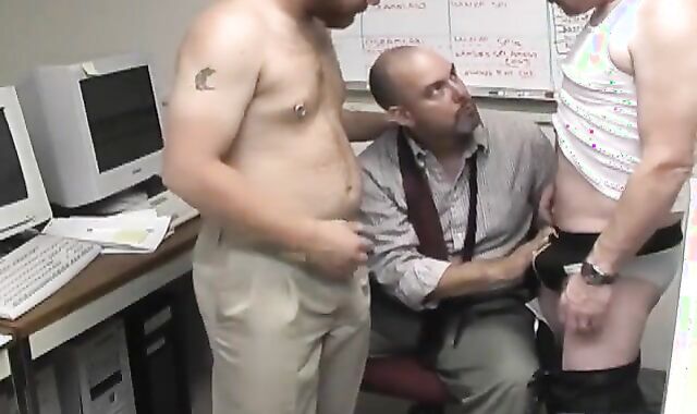 Working firm?voyeur Or barely working!