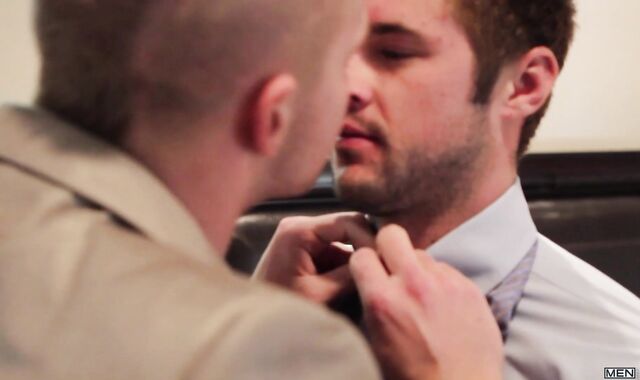 Morning Quickie voyeur-spycam Mike De Marko and Liam Magnuson assfucking Tear up