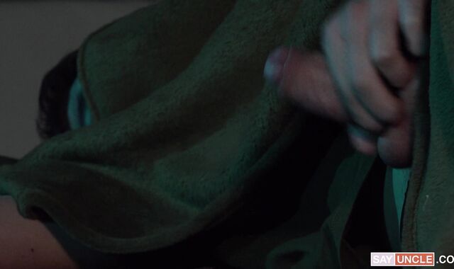 MilitaryDick:voyeur Trunks and a four-Way Surprise