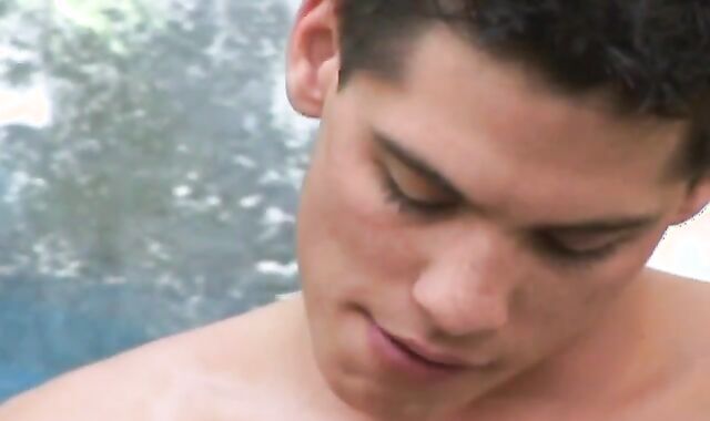 European fellows having outdoor unprotected hookup