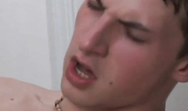 3 School Tw-nks Toying And pulverize