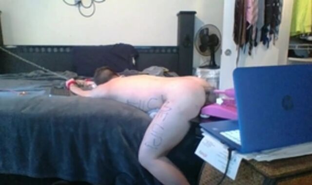 Yankee gets fetish wet tearing up