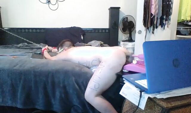 Yankee gets fetish wet tearing up