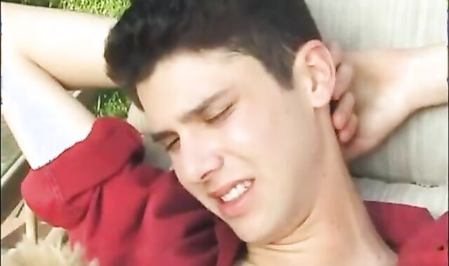 Un Light-haired Fait Une Gorge Profonde Ttbm20x