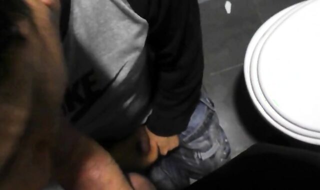 Bucuresti Blowjob - Amateur Gay Cock Sucking 2