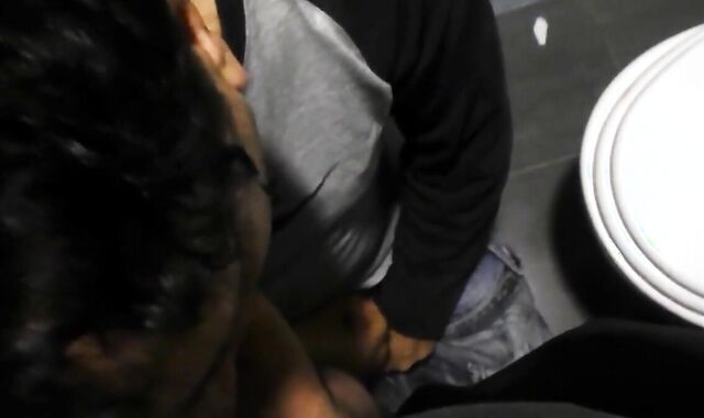 Bucuresti Blowjob - Amateur Gay Cock Sucking 2