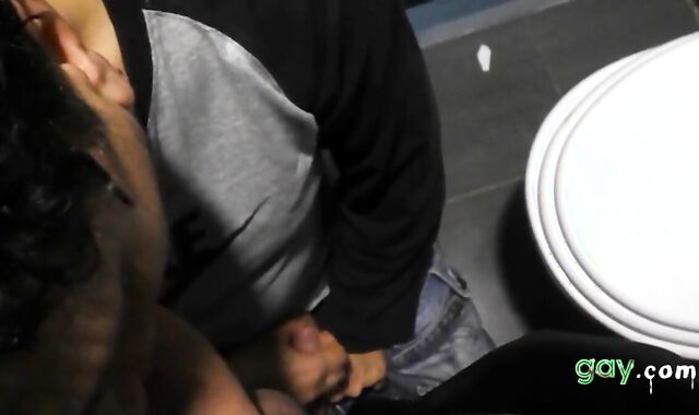 Bucuresti Blowjob - Amateur Gay Cock Sucking 2