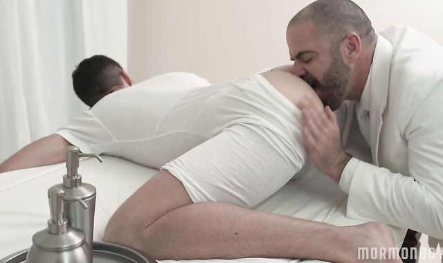 Older Milky voyeur-spycam 2nd Anointing