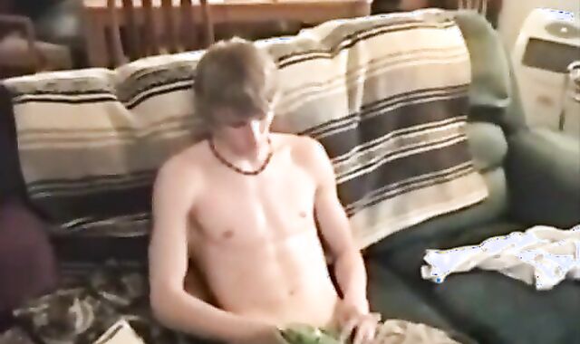 Assboy Comes On Couche gravy