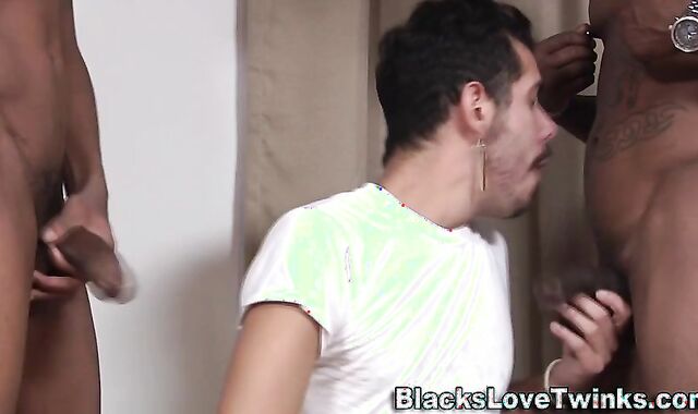 dark-hued masculines Sandwich Milky