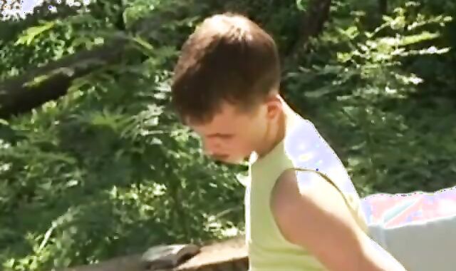 naked Tw-nks poke Public Outside