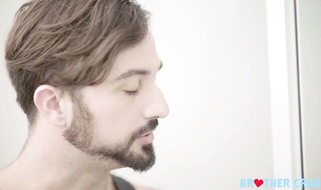 Brother-in-law Punch:spycam Without a condom Delectations:spycam Humid and Horny