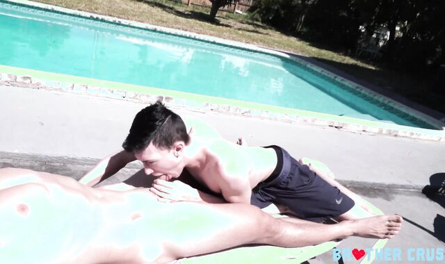 Bro Punch:spycam Sun,spycam Sand,spycam and Super-fucking-hot Secrets Collective