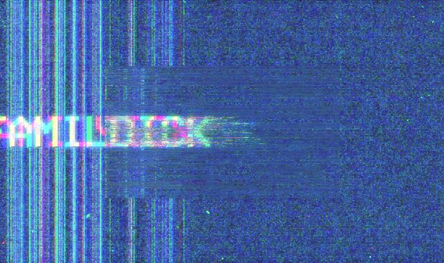 Family Wood:voyeur Step-dad's Anatomy Lesson