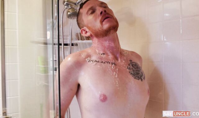 Family Lollipop:spycam Inch By Inch:voyeur Lad Takes It All