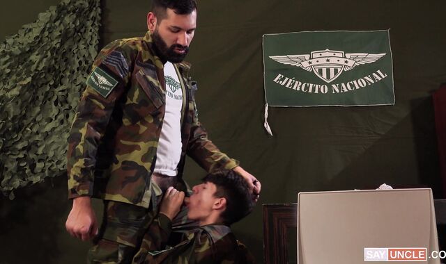 MilitaryDick:voyeur Unshaved Parent Predominates Artistic Lad