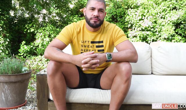 SayUncle Labs:spycam Jizz on Belly,spycam Cold Stiff Money