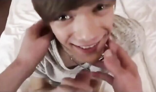 Bareback Blowjob: Russian Twinks Passionate Raw Fuck Session! 2