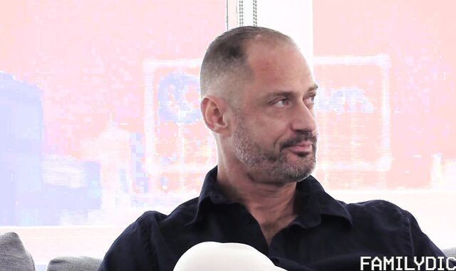 Family Spear:voyeur Intimity Lessons from Elderly Boy to Sonnie