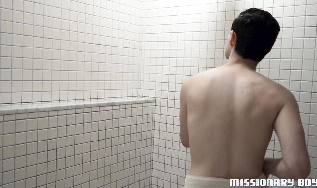 Missionary Guys:voyeur Lewis'spycam Secret Bathroom Hideaway