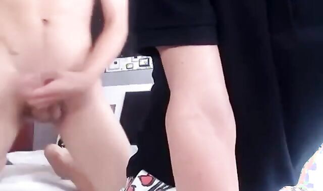 2 gorgeous Colombian