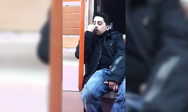 Big-Cock Str8 Guy Outdoor Play