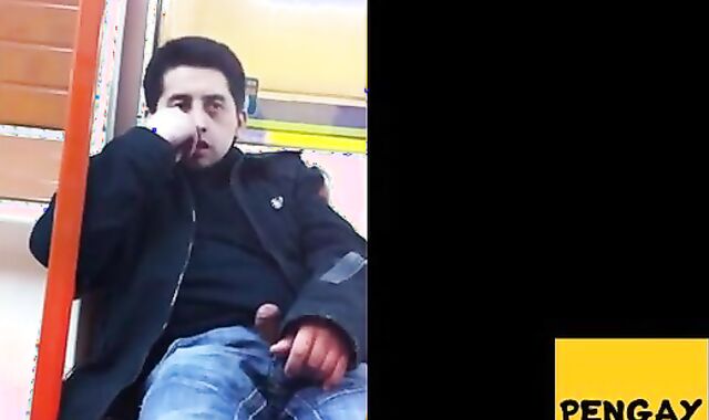 Big-Cock Str8 Guy Outdoor Play